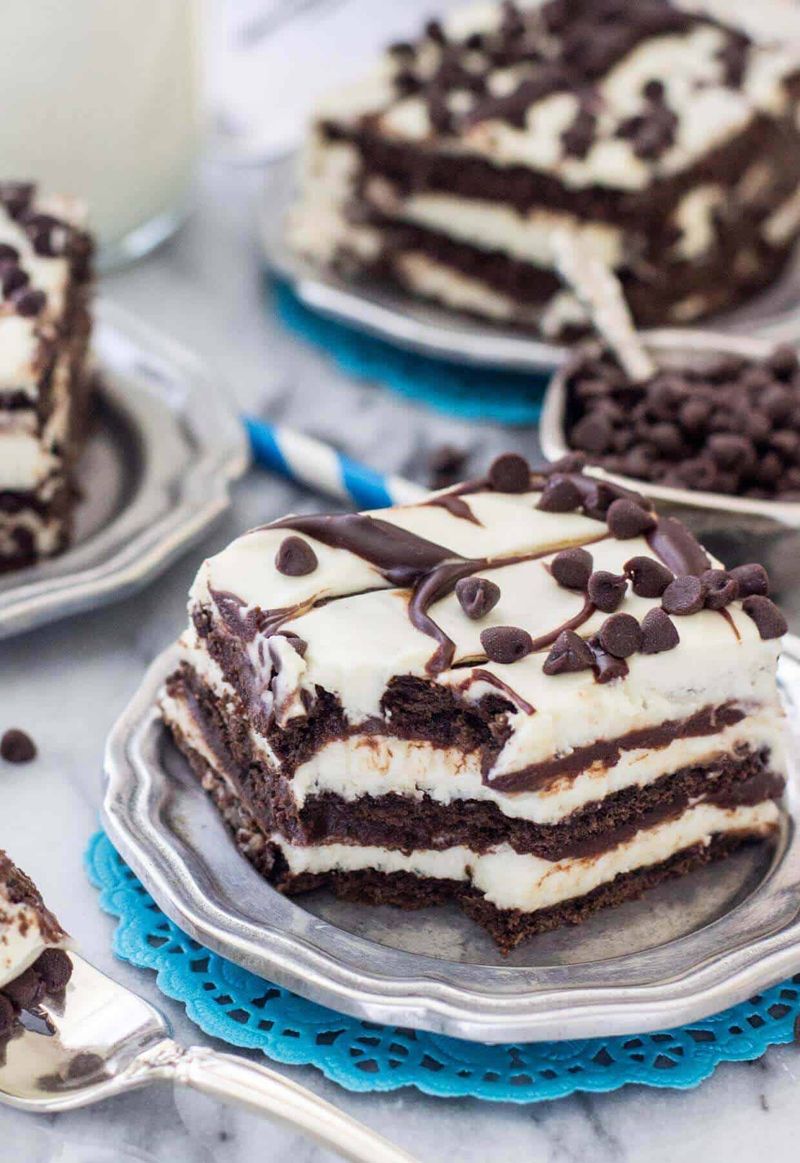 No-Bake Chocolate Icebox Cake