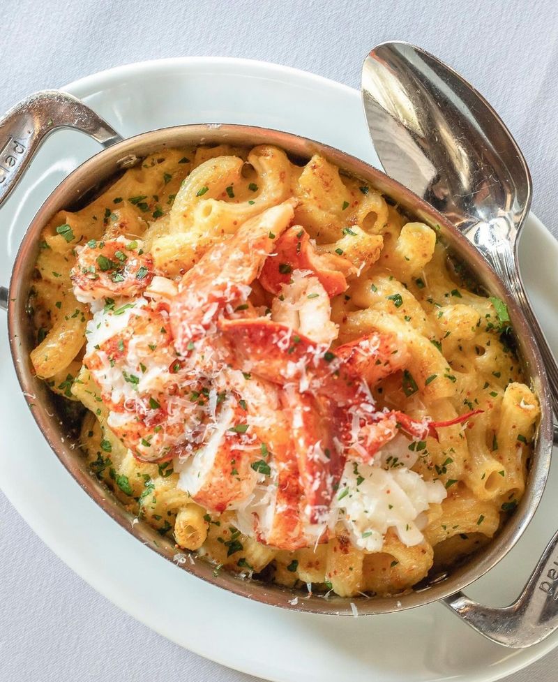Overrated: Lobster Mac and Cheese