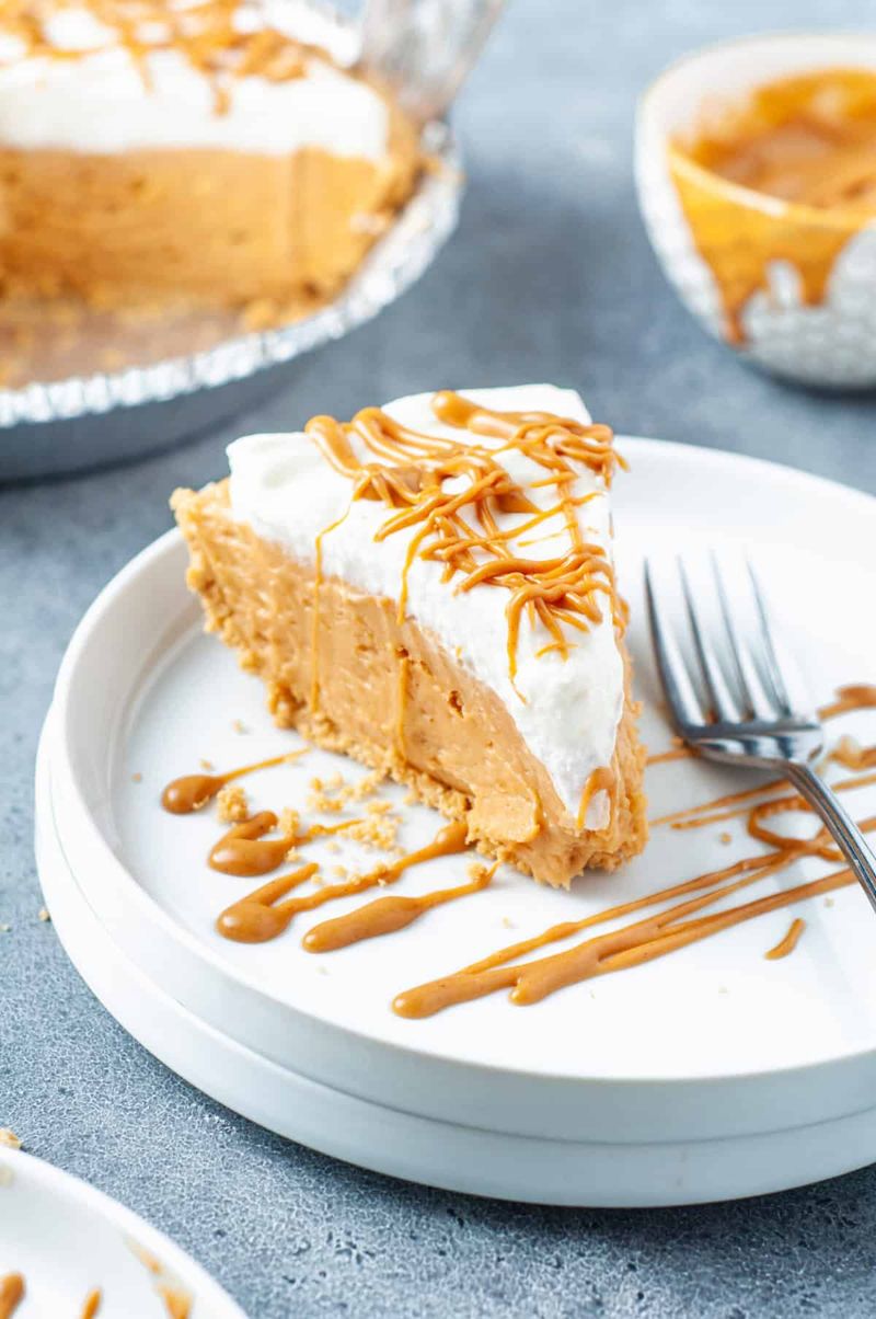 No-Bake Peanut Butter Fluff Pie