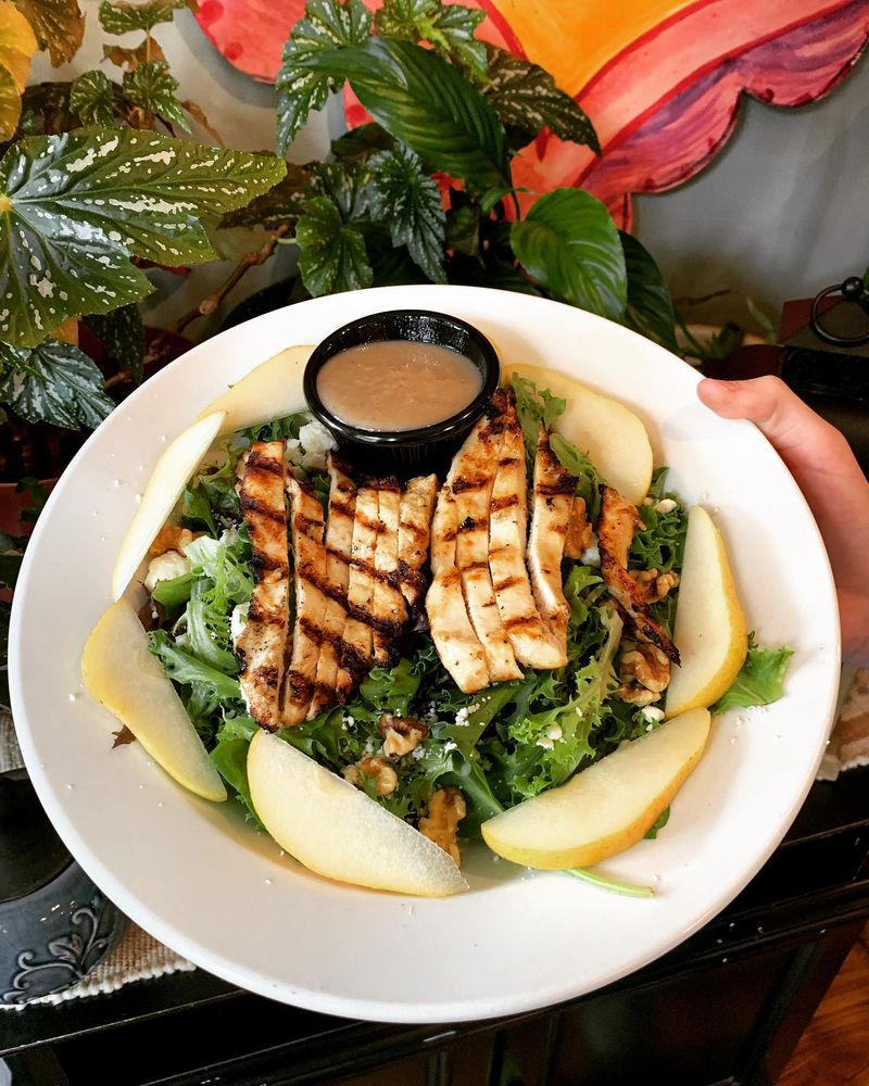 Pear and Walnut Salad with Grilled Chicken