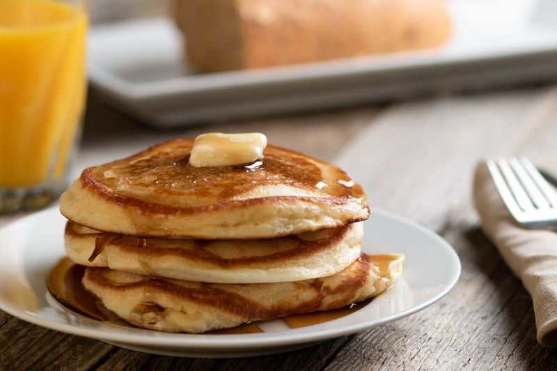 Edna Mae’s Sour Cream Pancakes