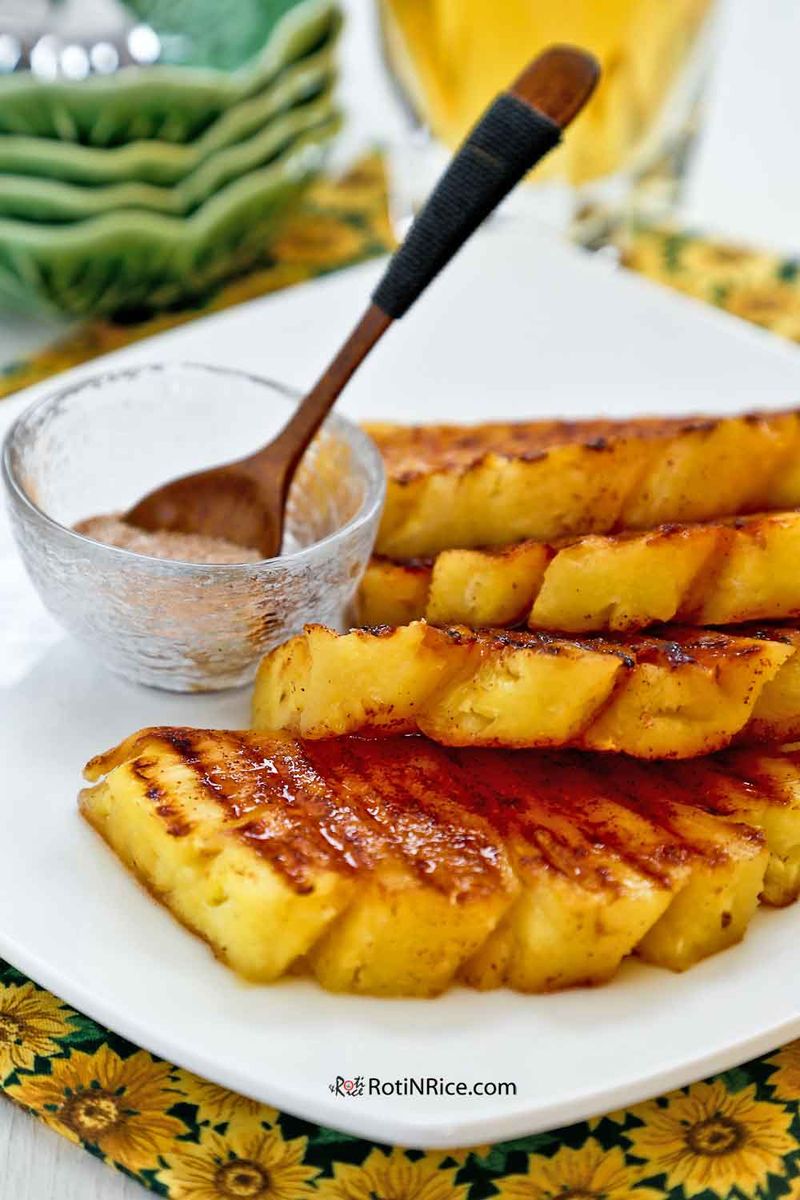Grilled Pineapple with Cinnamon Sugar