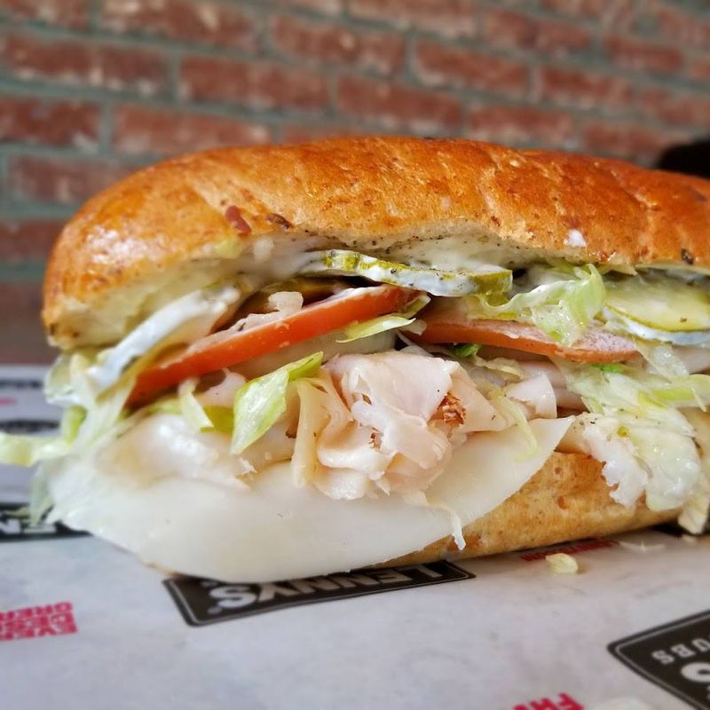 Lenny’s Grill & Subs