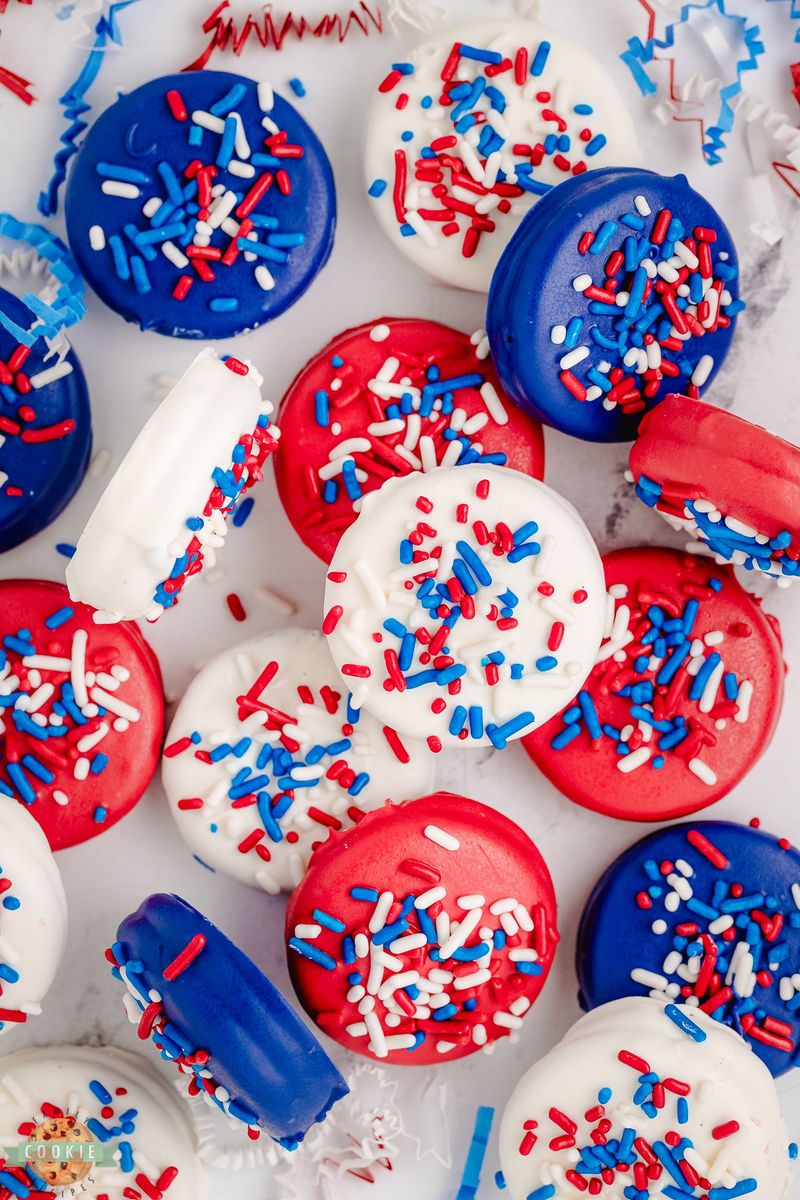 Patriotic Chocolate Covered Oreos