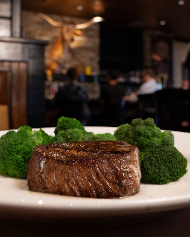 Renegade Sirloin with Fresh Veggie Sides