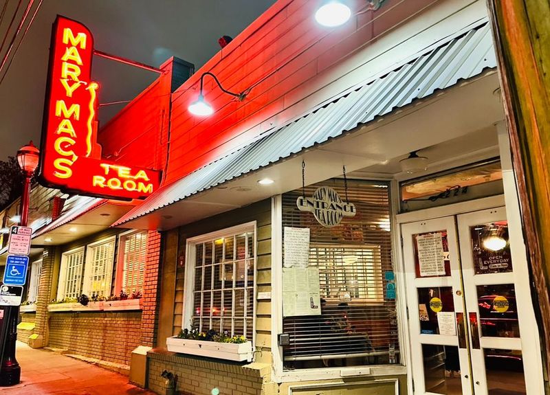 Georgia – Mary Mac’s Tea Room (Atlanta)