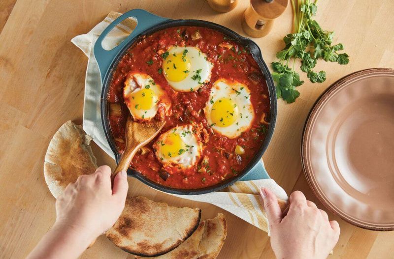 Shakshuka (Eggs in Tomato Sauce)