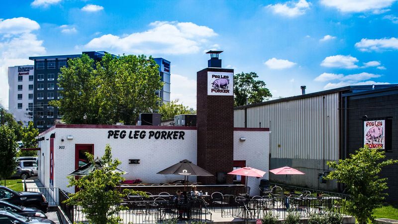 Tennessee – Peg Leg Porker (Nashville)