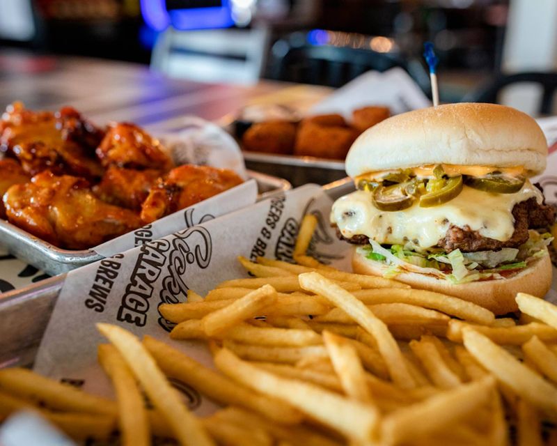 Sickies Garage Burgers & Brews (Rapid City)