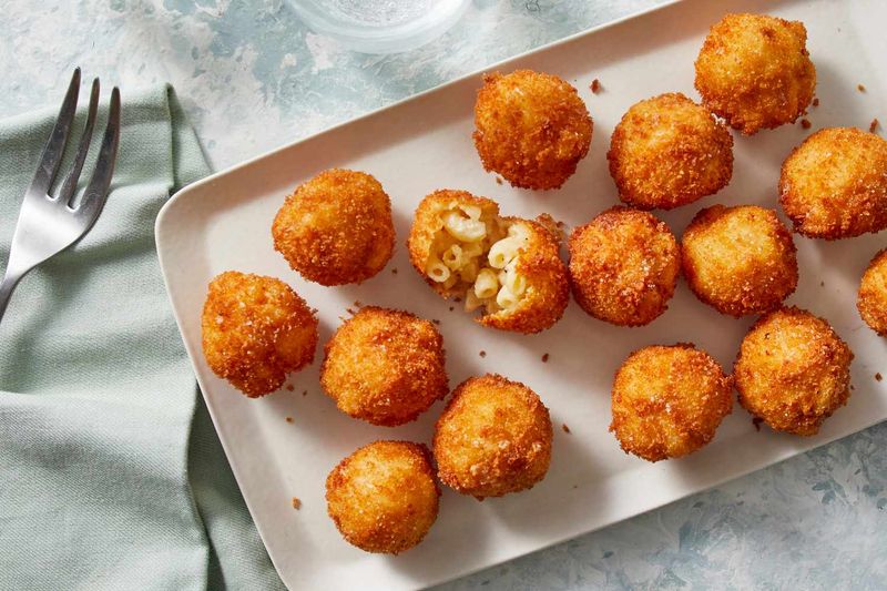 Deep Fried Mac and Cheese