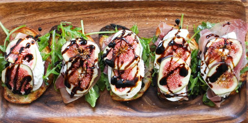 Grilled Figs, Prosciutto & Burrata