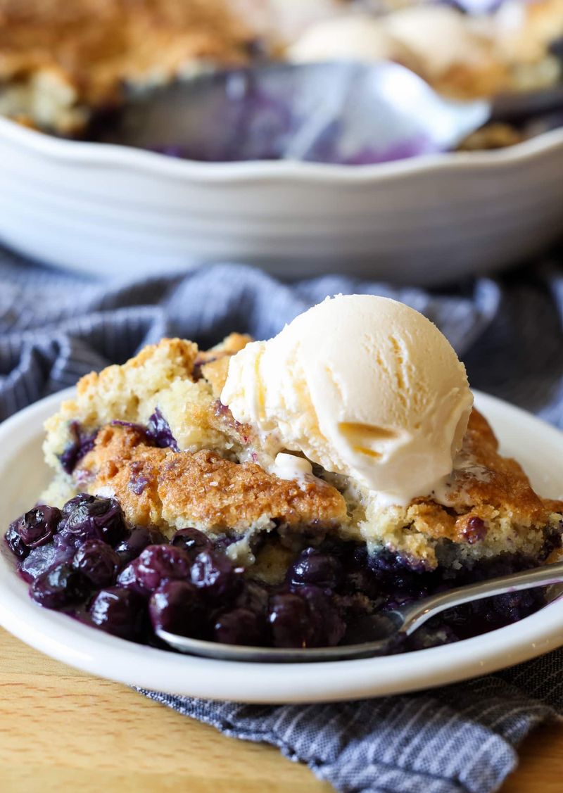 Easy Blueberry Cobbler