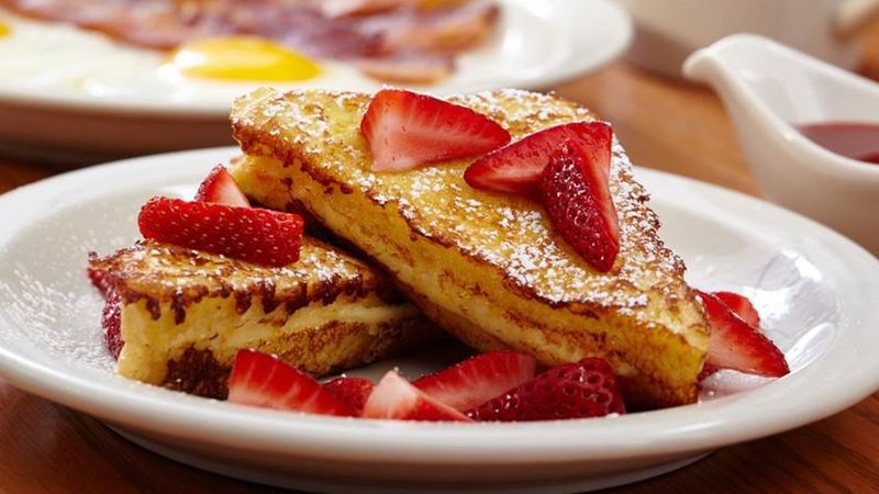 Strawberries 'n Cream French Toast