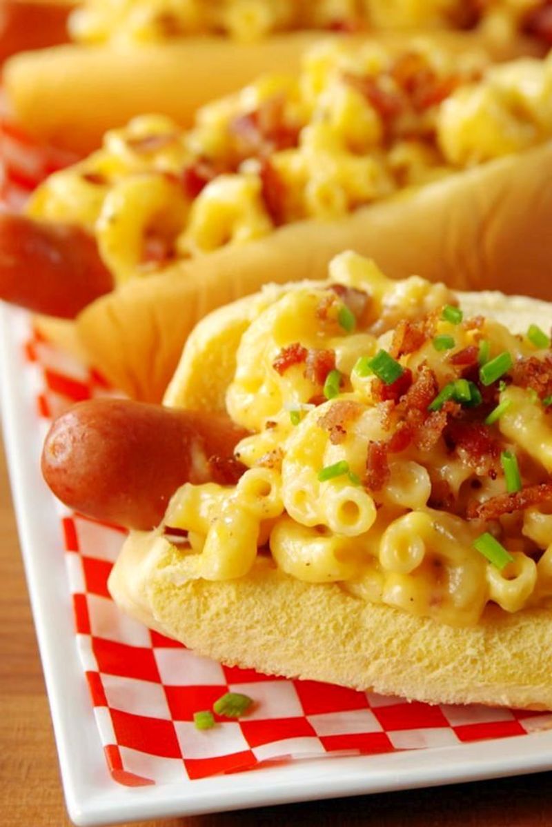 Mac And Cheese With Hot Dogs