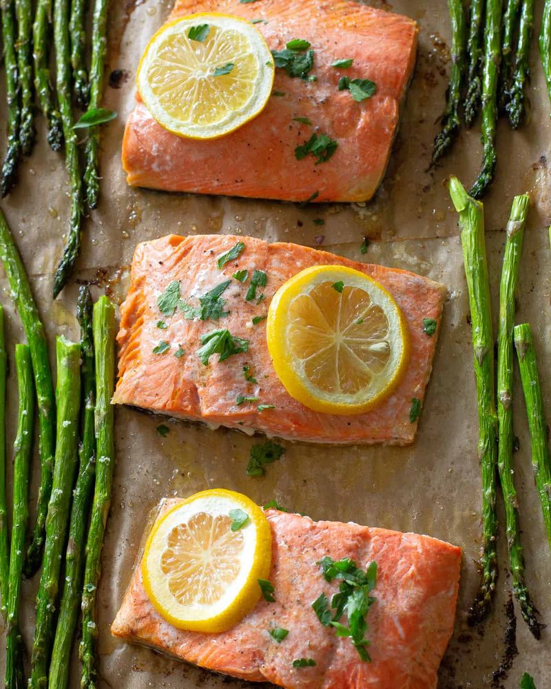 Salmon & Asparagus Sheet-Pan