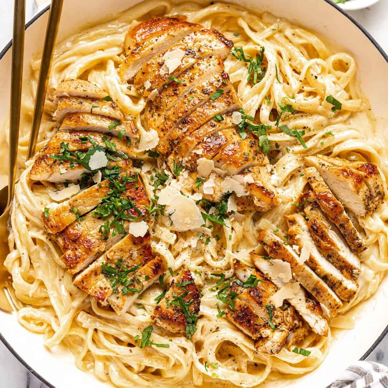 Easiest-Ever Chicken Alfredo