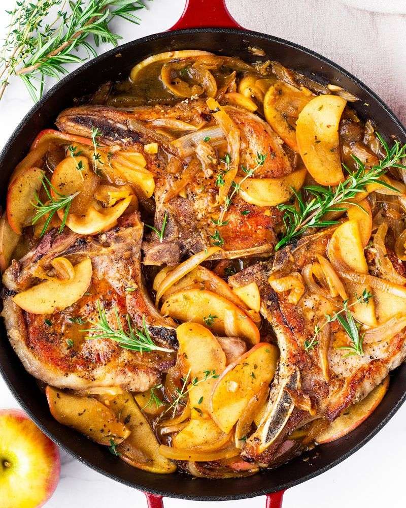 Pork Chops with Apples