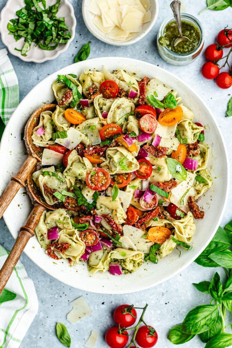 Pesto Tortellini Pasta Salad