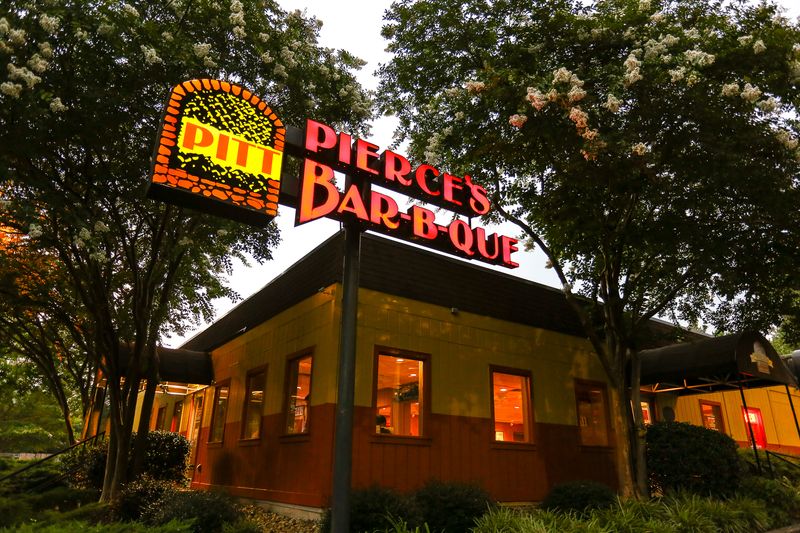 Virginia: Pierce's Pitt Bar‑B‑Que, Williamsburg