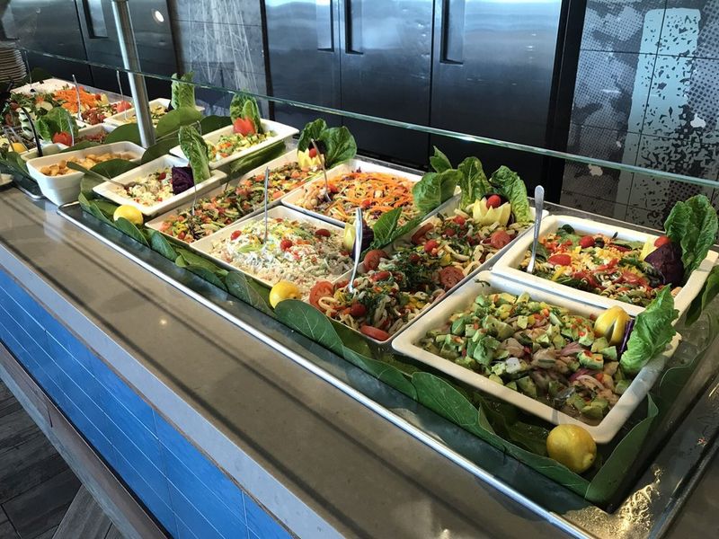 Whale Harbor Seafood Buffet – Islamorada