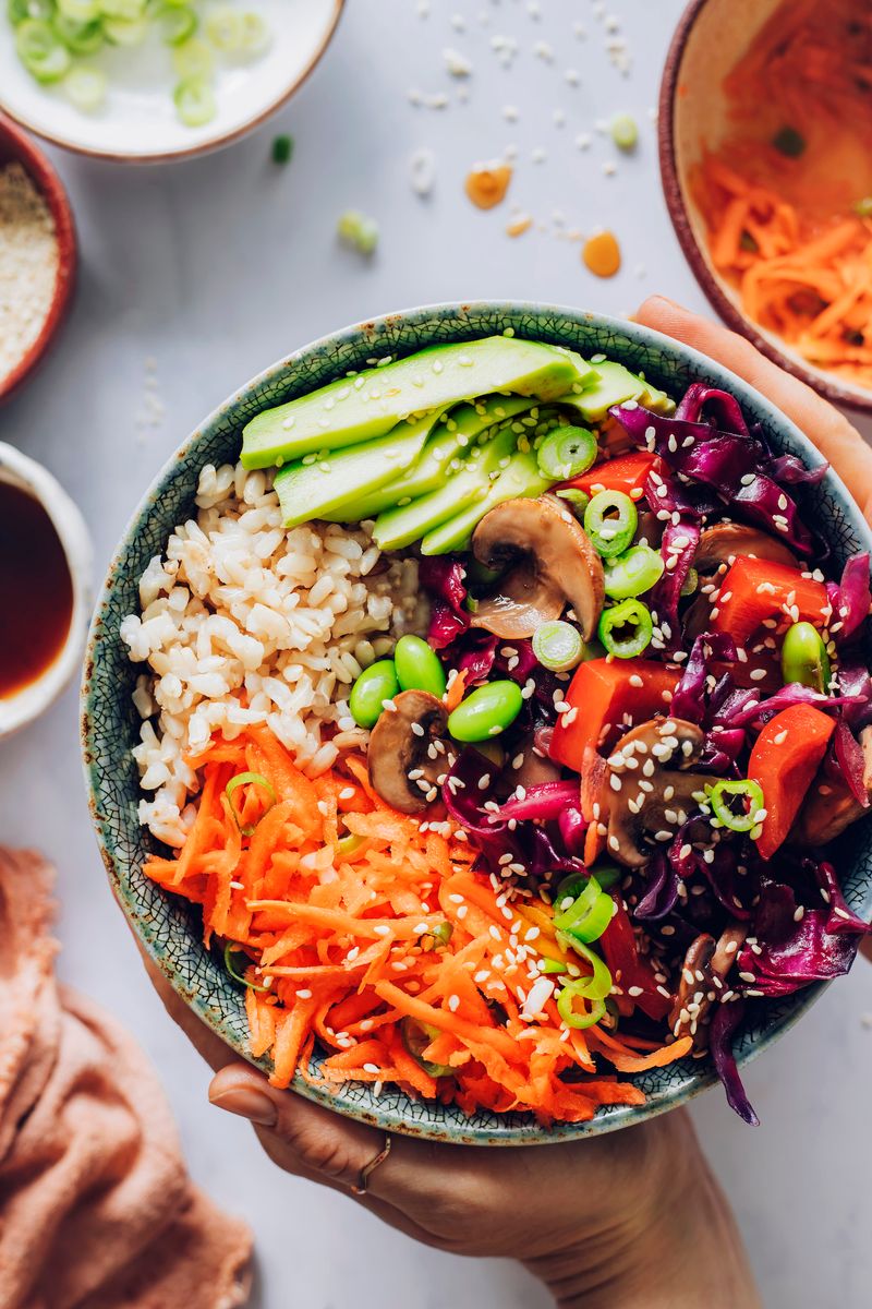 Spicy Edamame and Brown Rice Bowl