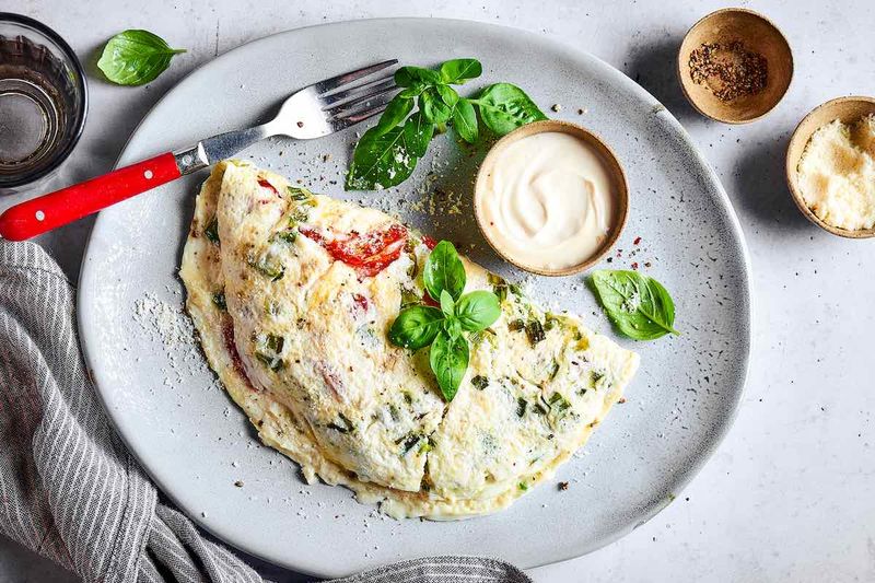 Egg White Omelet with Plain Spinach