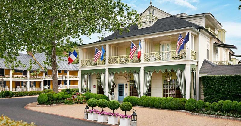 Virginia – The Inn at Little Washington (Washington)