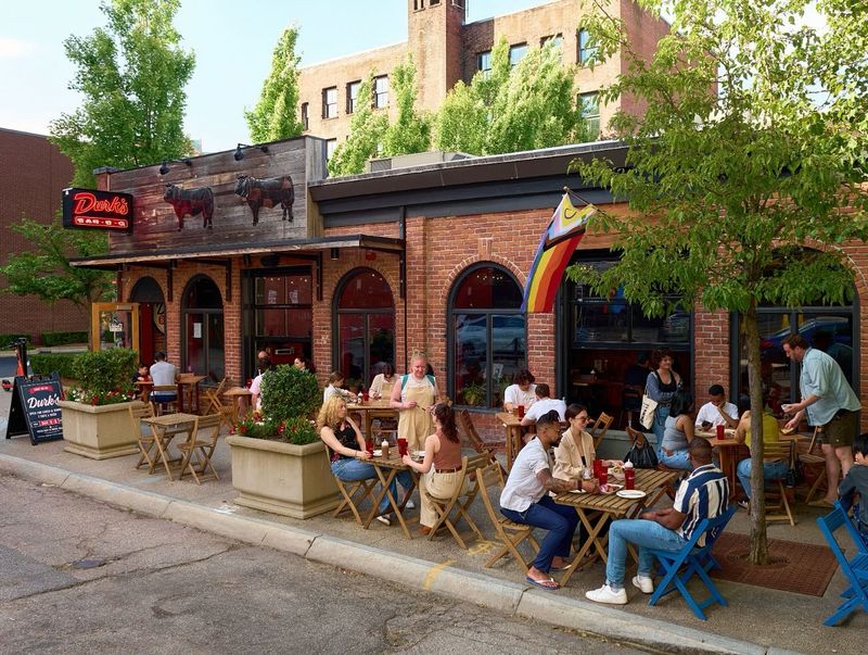 Rhode Island – Durk’s Bar-B-Q (Providence)
