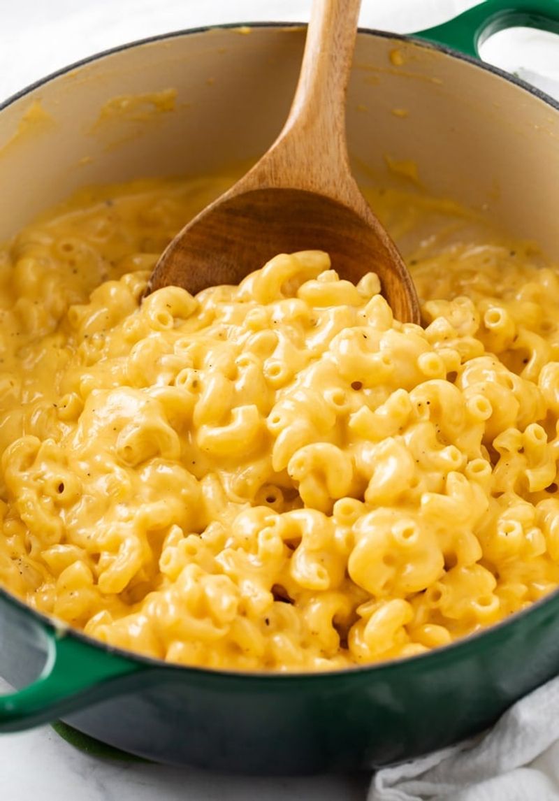 Easy-Peasy Stovetop Mac 'n Cheesy