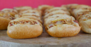 10 Must-Have Snacks for a Perfect Summer Picnic