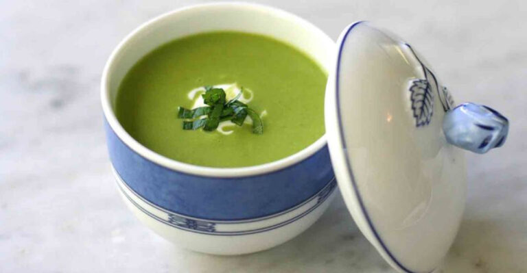 10 Soup Recipes Ideal for Summer Meals
