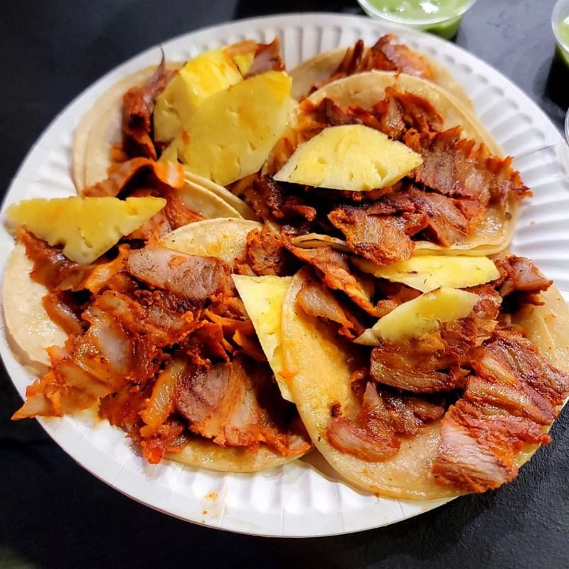 Leo's Tacos Truck