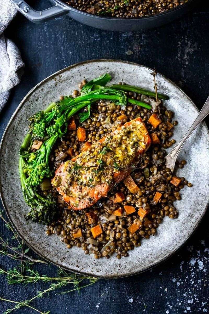 Roasted Salmon with Lentils