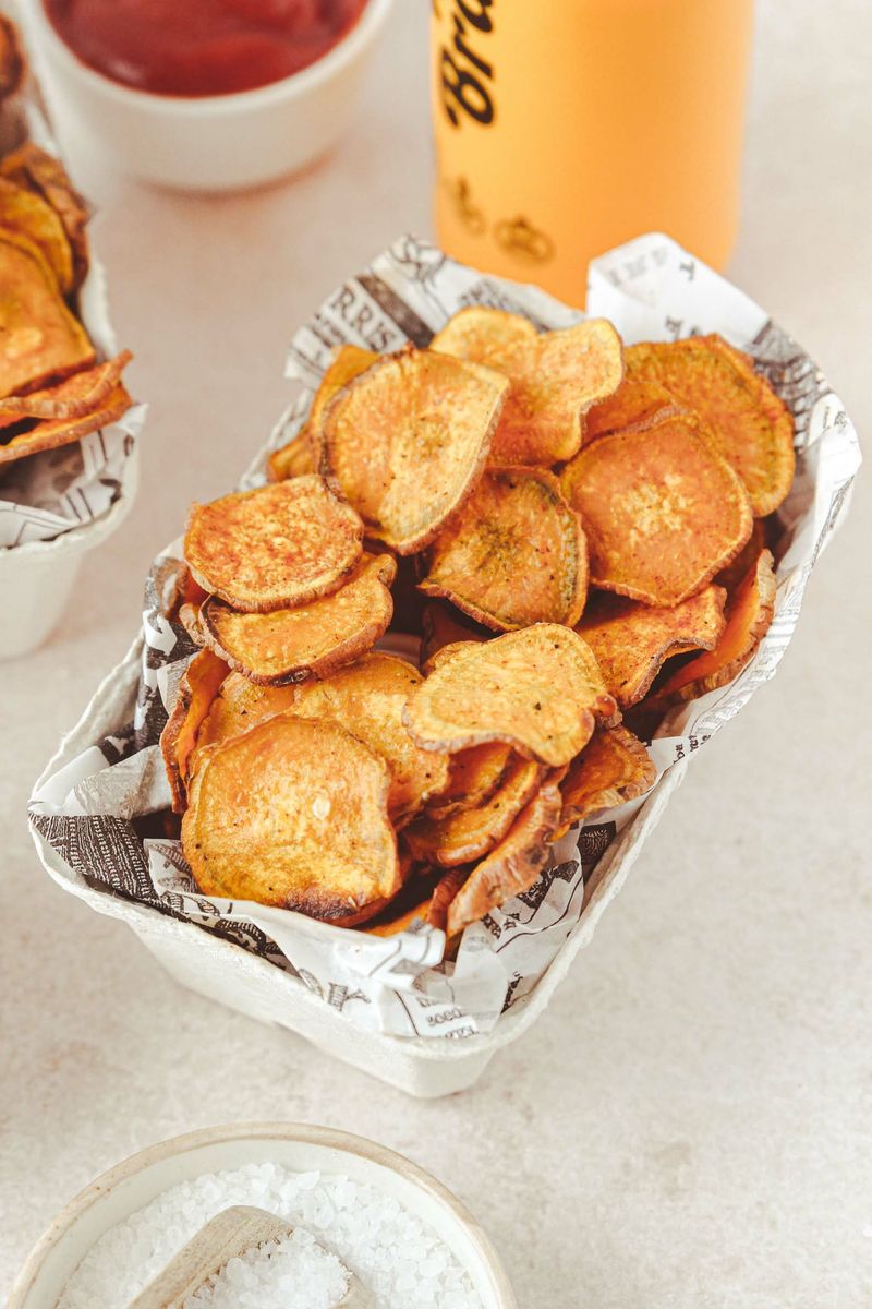 Crispy Baked Sweet Potato Chips