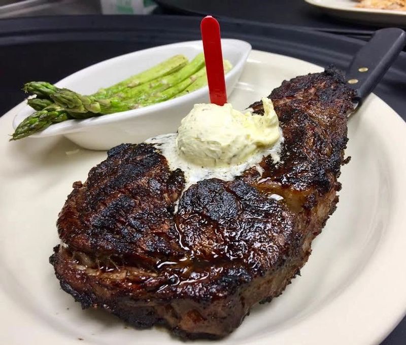 Big Mike's Steak House in Andalusia: Big Name, Small Satisfaction