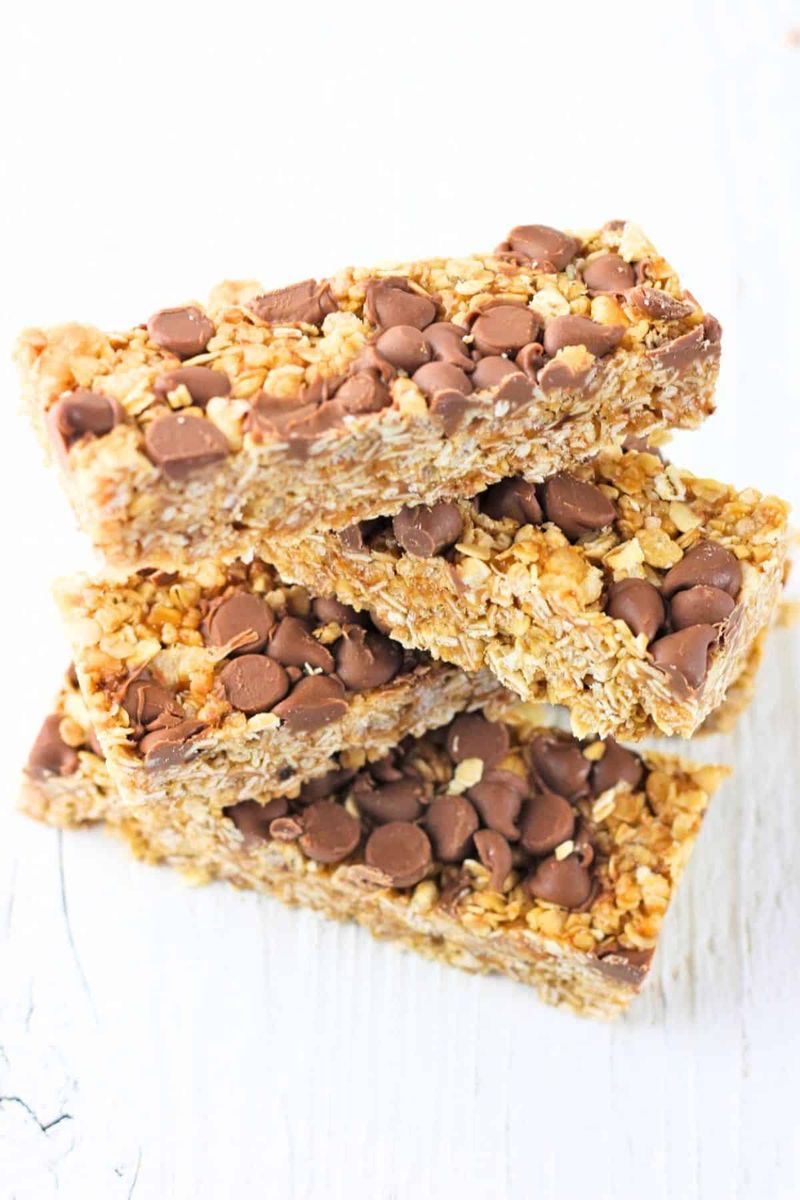 Peanut Butter Chocolate Chip Bars