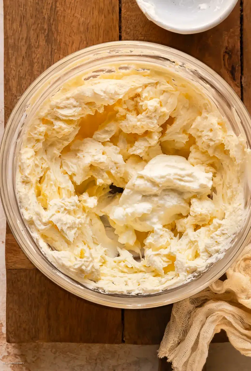 Ultra-Soft “Whip” Cheeses in Tubs
