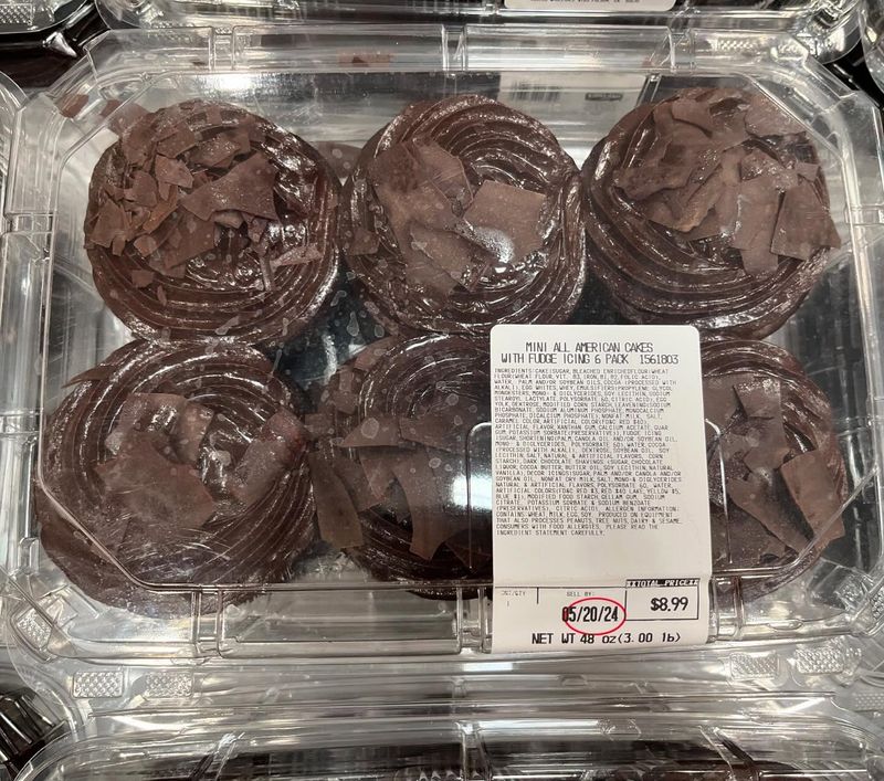Mini All American Cakes