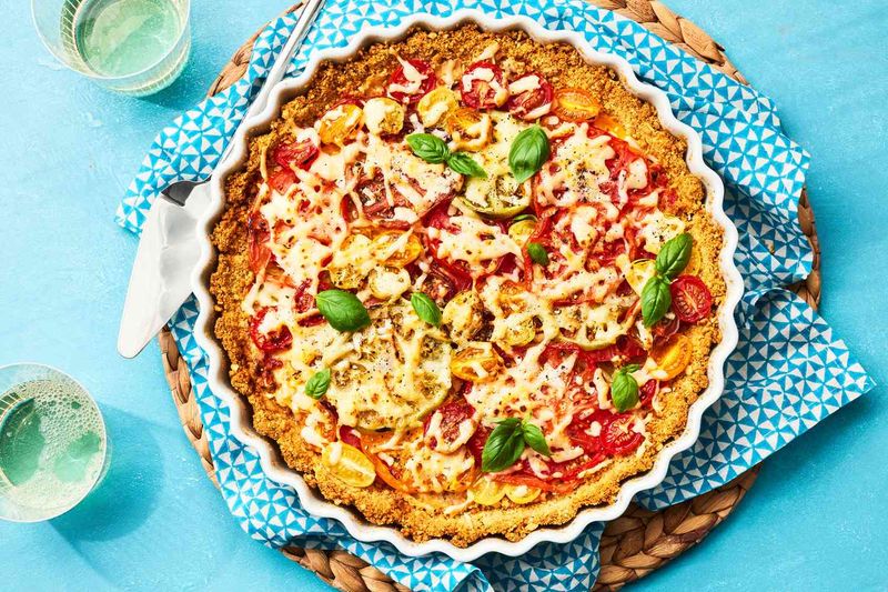 Cracker-Crust Tomato Pie