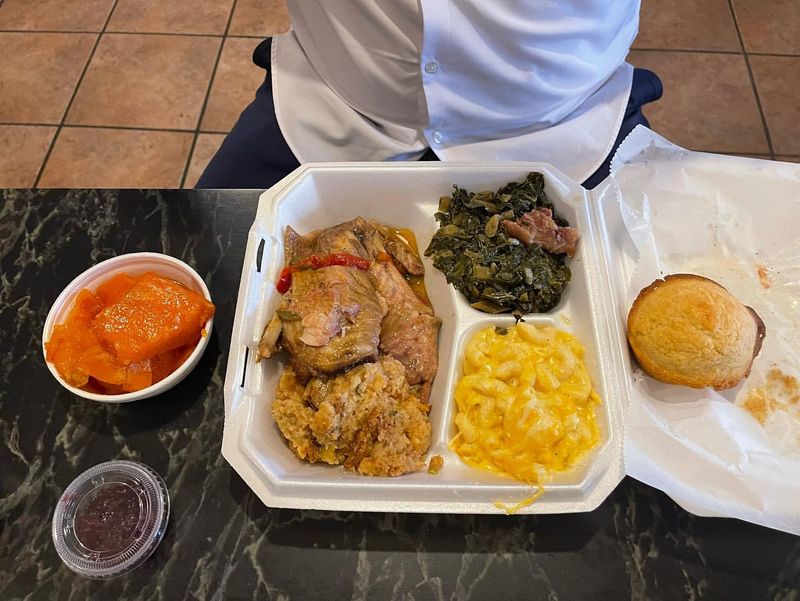 Bettina's Soulfood Kitchen in Jackson