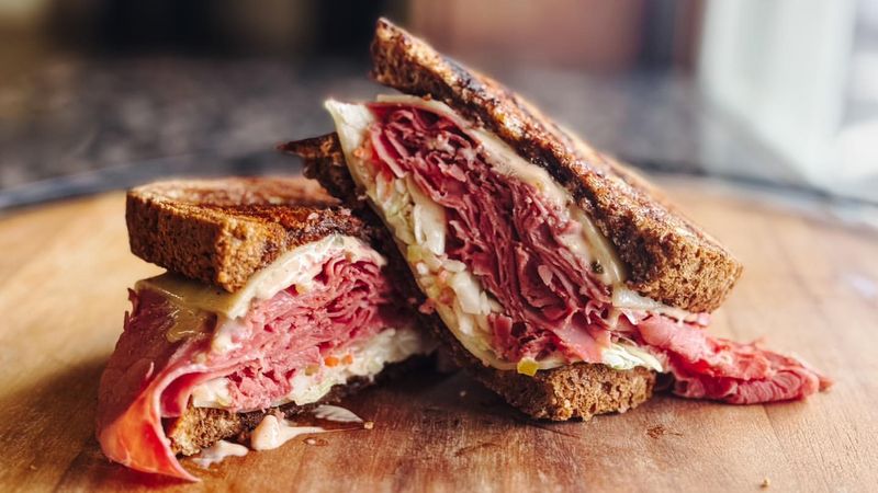 Bayside Bull — Edgewater
