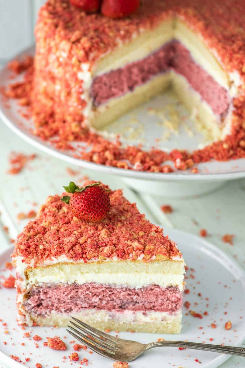 Strawberry Crunch Cake