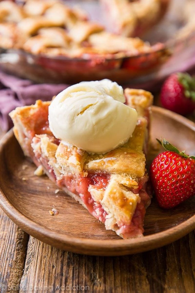 Strawberry Rhubarb Pie