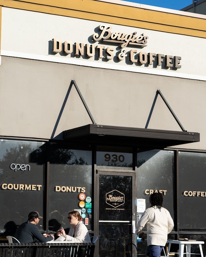 Bougie's Donuts & Coffee, Sunset Valley