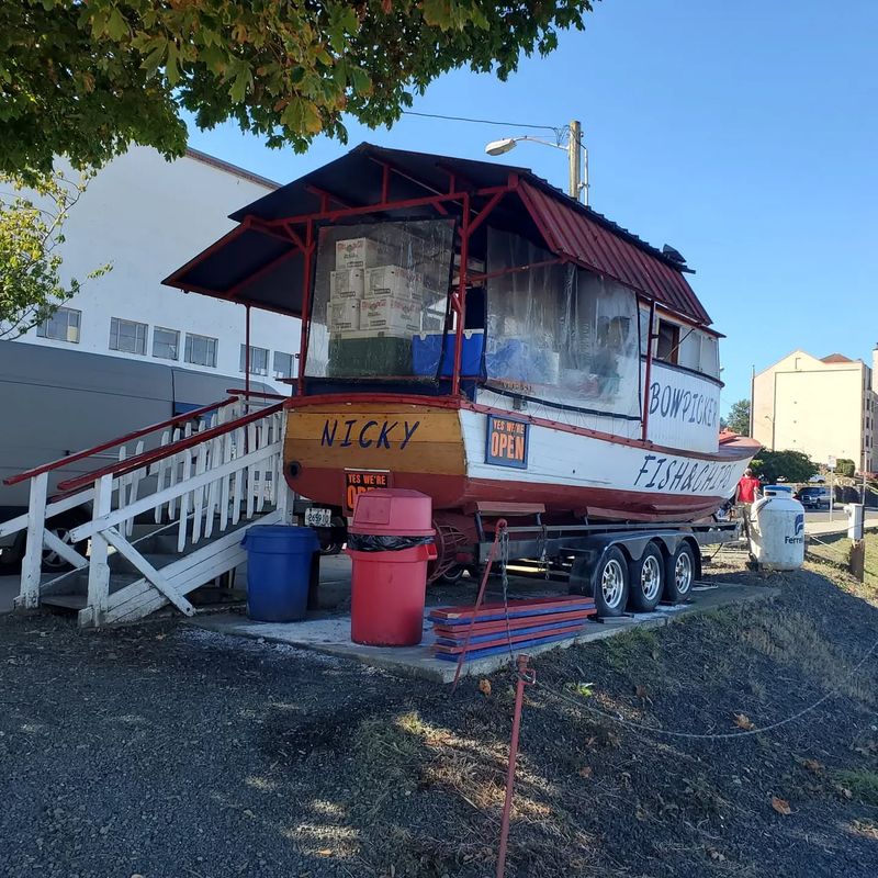 Bowpicker Fish and Chips, Astoria