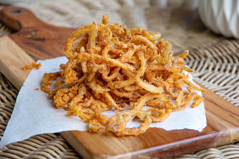 Crispy Onion Strings