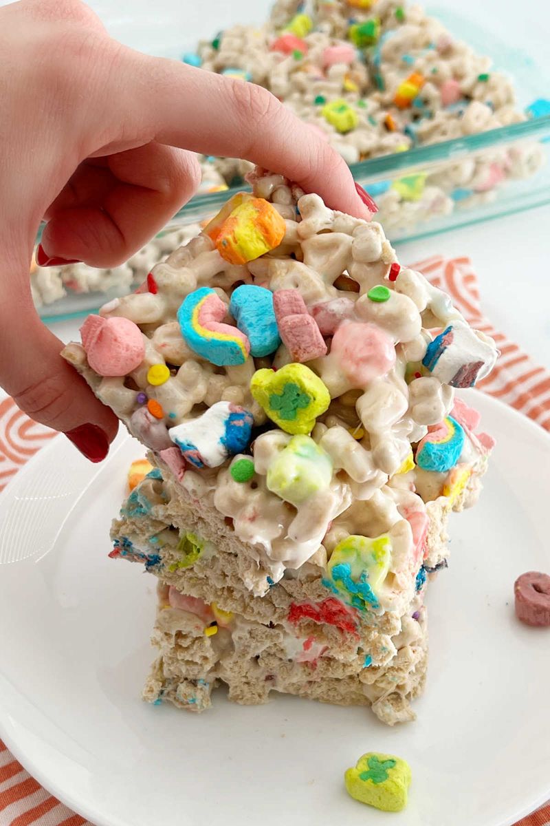 Lucky Charms Marshmallow Treats