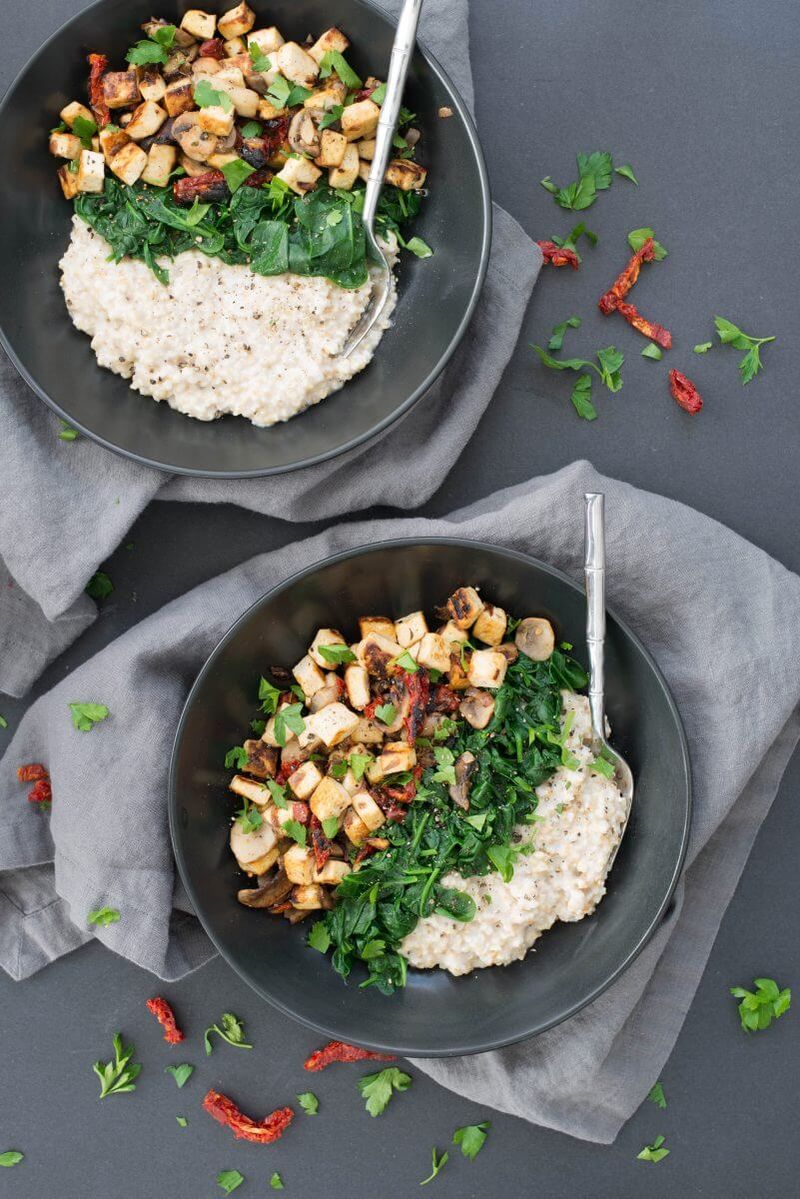 Savory Oatmeal with Spinach and Mushrooms