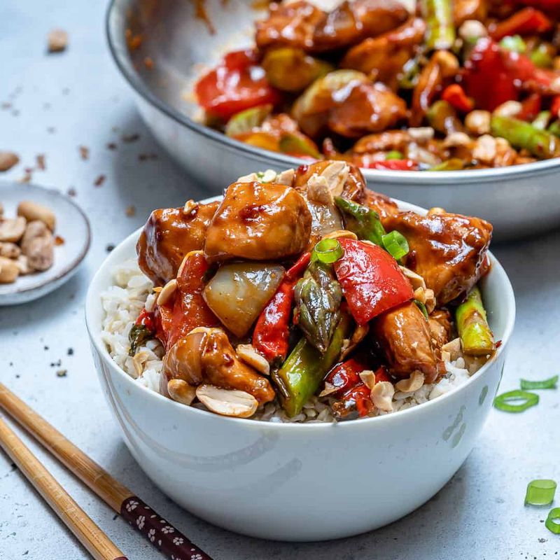 Kung Pao Chicken (Light Sauce, No Peanuts)