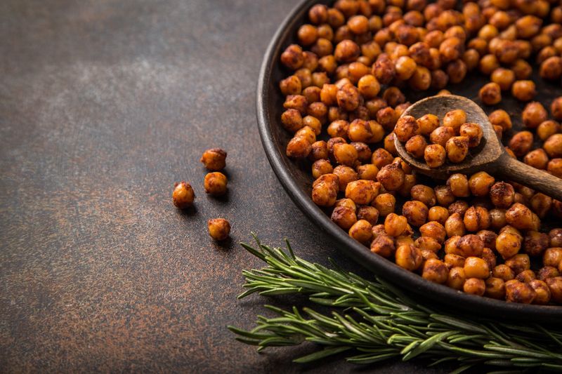 Crunchy Chickpeas with Rosemary and Olive Oil